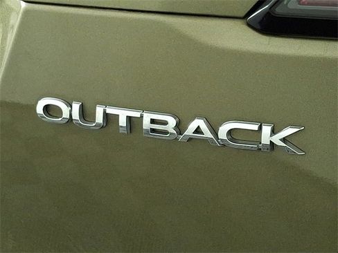 Used 2020 Subaru Outback Premium image 30