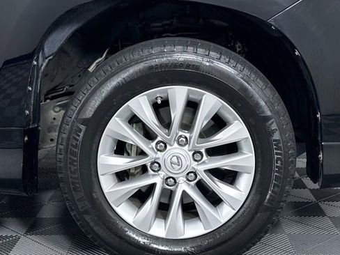 Used 2019 Lexus GX 460 Premium image 11