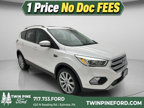 Used 2017 Ford Escape Titanium AWD/4WD image 1