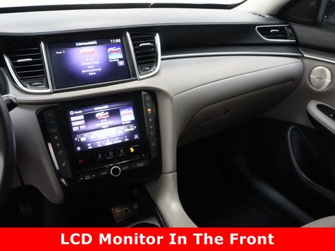 Used 2025 INFINITI QX50 Luxe image 17