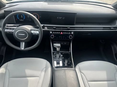 Certified 2025 Hyundai Santa Cruz SEL AWD/4WD image 18