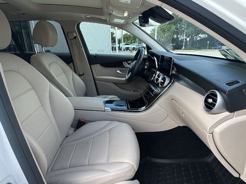 Used 2022 Mercedes-Benz GLC 300 image 28