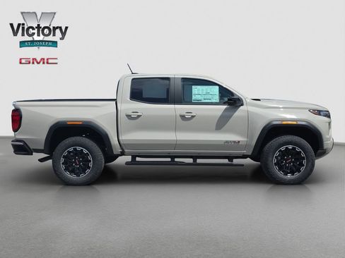 New 2026 GMC Canyon AT4 AWD/4WD image 18