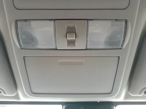 Used 2022 Nissan Frontier SV RWD image 49