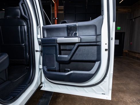 Used 2022 Ford F250 Platinum image 39