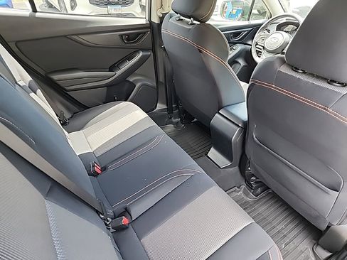 Used 2022 Subaru Crosstrek 2.0i Premium AWD/4WD image 15