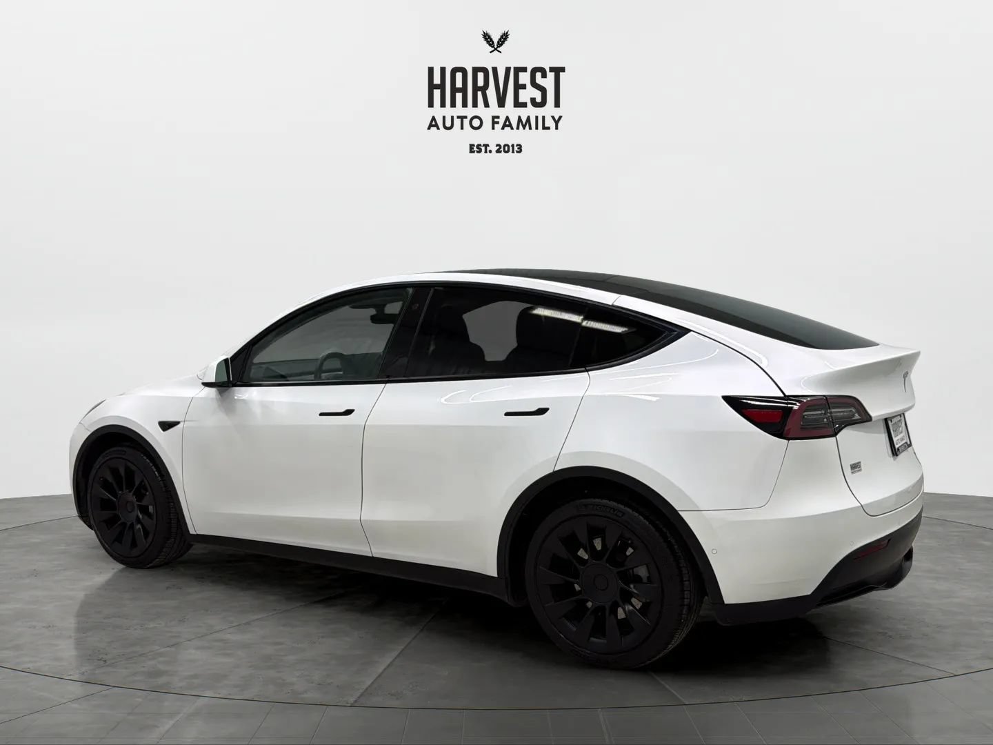 Used 2020 Tesla Model Y Long Range AWD/4WD image 3