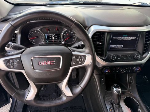 Used 2018 GMC Acadia SLT AWD/4WD image 12