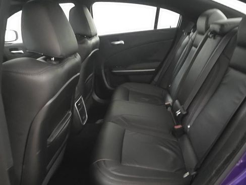 Used 2023 Dodge Charger Scat Pack w/ Technology Group RWD image 7