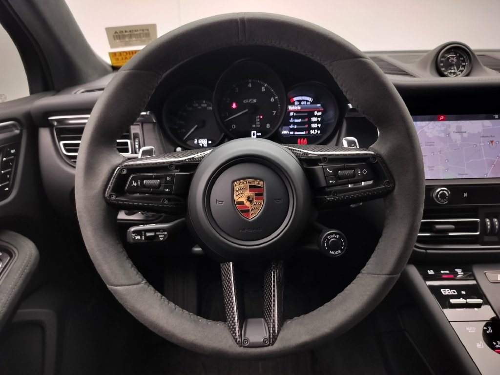 Used 2023 Porsche Macan GTS AWD/4WD image 9