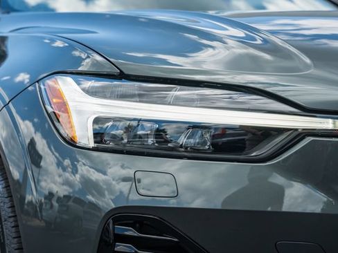 New 2026 Volvo XC60 T8 Plus w/ Climate Package AWD/4WD image 13