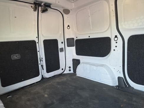 Used 2020 Nissan NV200 S FWD image 26