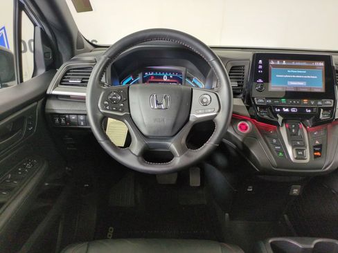 Certified 2024 Honda Odyssey Sport image 17
