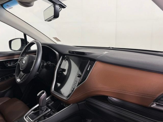Used 2022 Subaru Outback Touring AWD/4WD image 29
