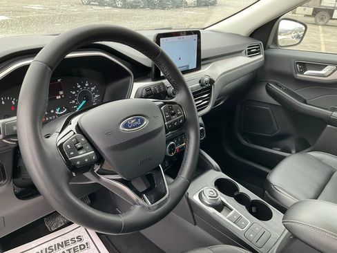 Used 2022 Ford Escape SEL image 14