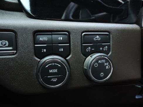 Certified 2024 Chevrolet Silverado 1500 LT AWD/4WD image 29