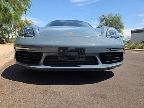 Used 2017 Porsche 718 Boxster RWD image 15