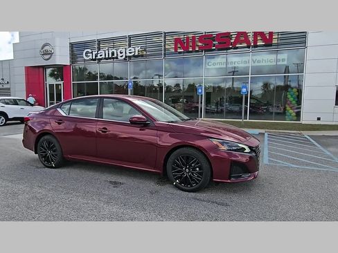 New 2026 Nissan Altima 2.5 SV FWD image 36