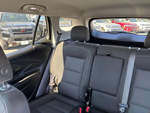 Used 2024 GMC Terrain SLE FWD image 39
