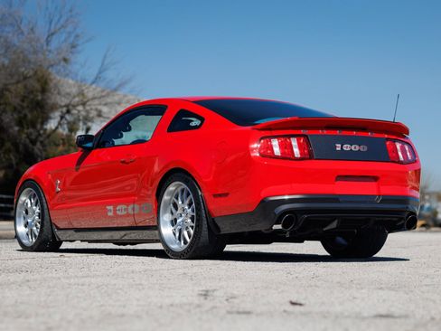 Used 2012 Ford Mustang Shelby GT500 w/ Electronics Pkg RWD image 8