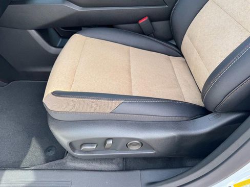 New 2026 Chevrolet Equinox ACTIV w/ Safety and Technology Package image 34