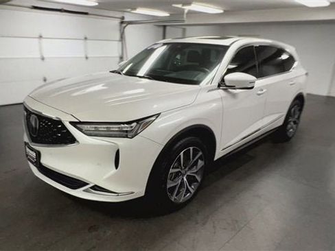 Used 2024 Acura MDX w/ Technology Package image 4