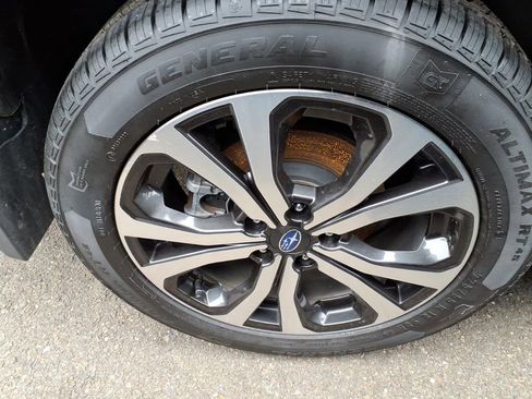 Used 2023 Subaru Forester Limited image 5