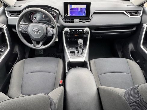 Used 2025 Toyota RAV4 LE image 8
