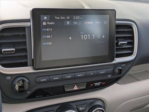 New 2026 Hyundai Venue SEL image 11