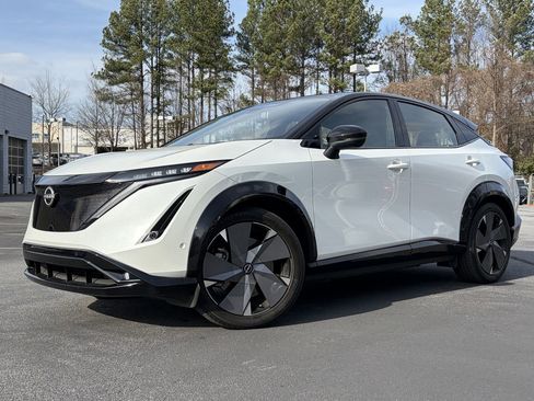 Certified 2023 Nissan Ariya image 1