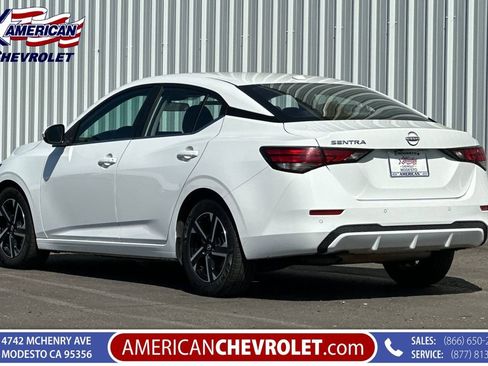 Used 2025 Nissan Sentra SV FWD image 6
