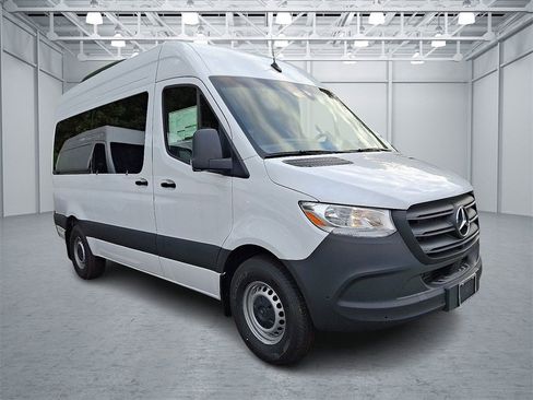 New 2024 Mercedes-Benz Sprinter 2500 image 2