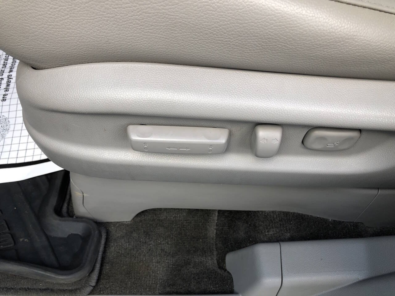 Used 2012 Honda Odyssey EX-L image 18