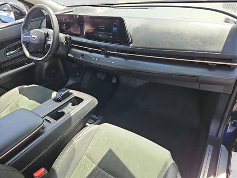 Certified 2024 Nissan Ariya AWD image 28