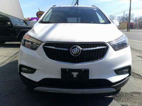 Used 2019 Buick Encore Sport Touring AWD/4WD image 10