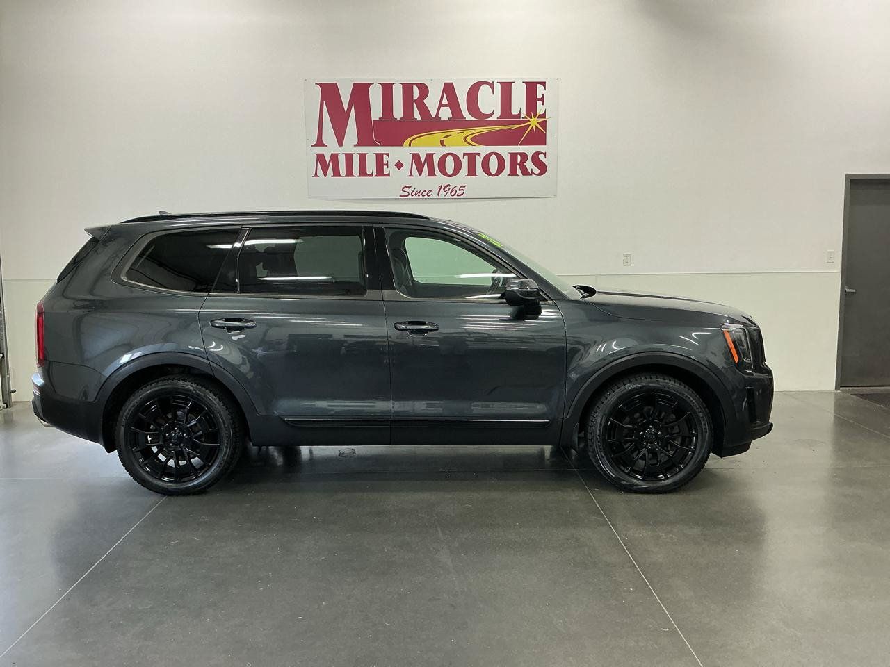 Used 2021 Kia Telluride EX w/ EX Premium Package AWD/4WD image 6