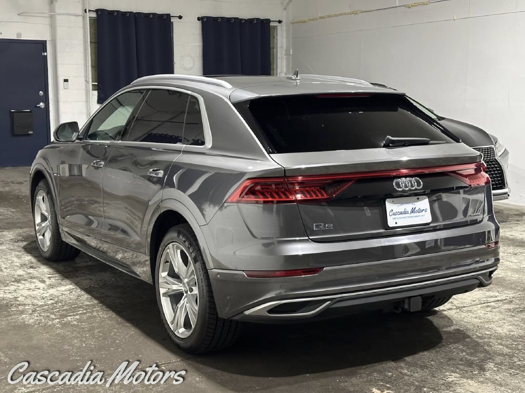 Used 2019 Audi Q8 Prestige w/ Luxury Package AWD/4WD image 6