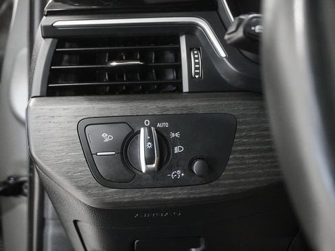 Used 2023 Audi A4 2.0T Premium Plus image 22