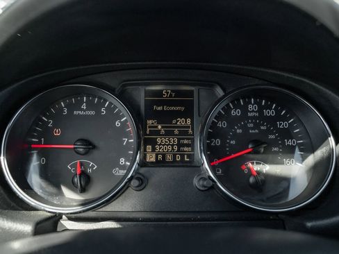 Used 2011 Nissan Rogue SV image 17