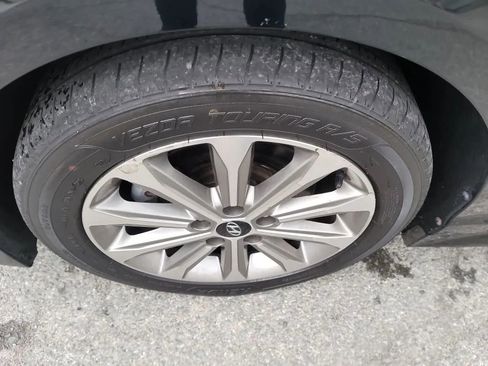 Used 2017 Hyundai Sonata Limited w/ Tech Package 03 FWD image 29