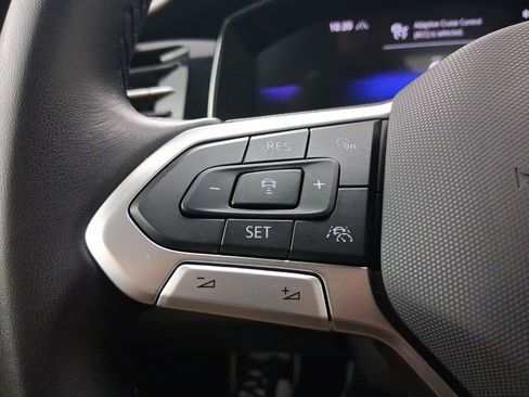 Used 2025 Volkswagen Jetta Sport image 13