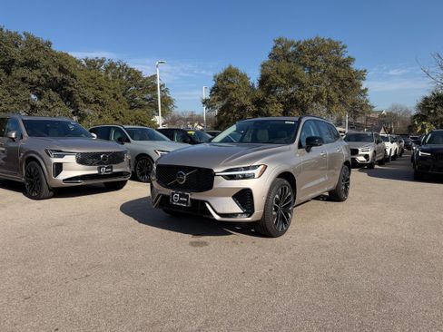 New 2026 Volvo XC60 B5 Ultra w/ Protection Package Premier image 2