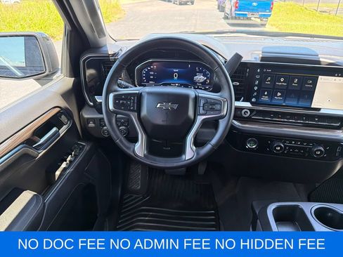 Used 2023 Chevrolet Silverado 1500 RST AWD/4WD image 15