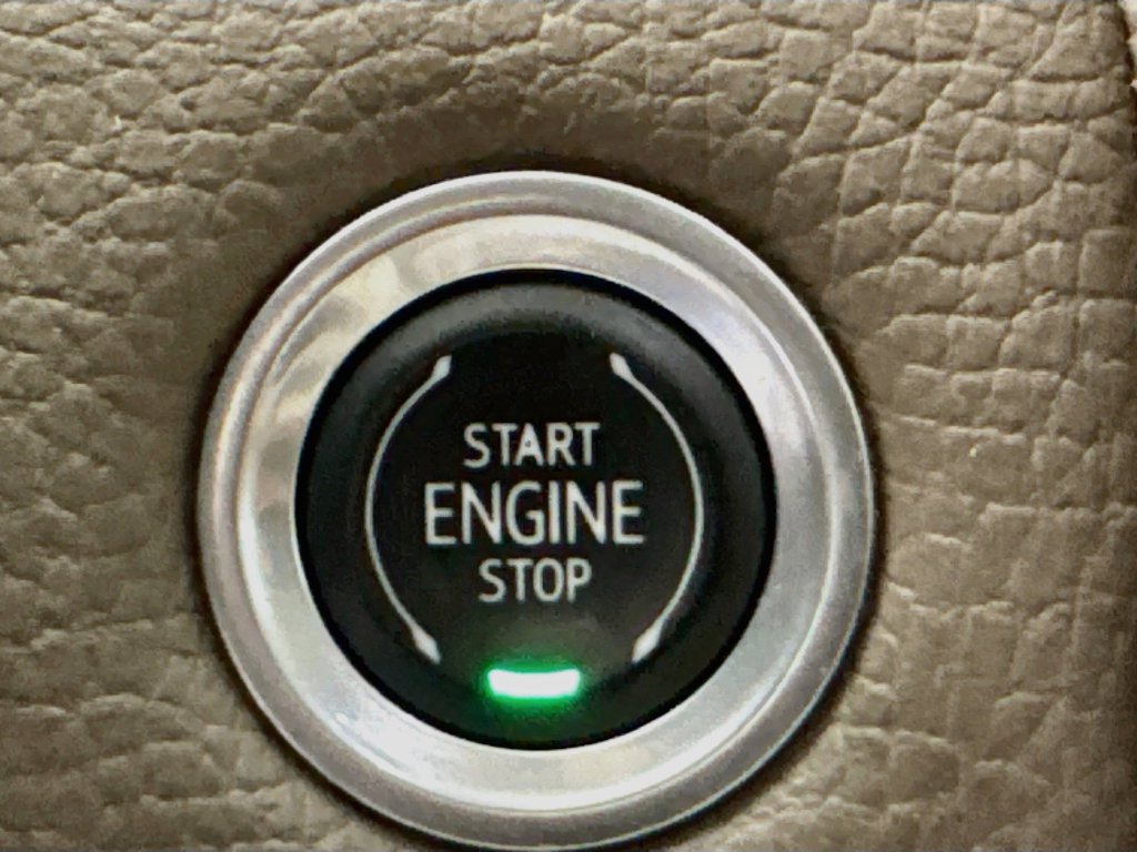 Used 2021 GMC Yukon Denali RWD image 20