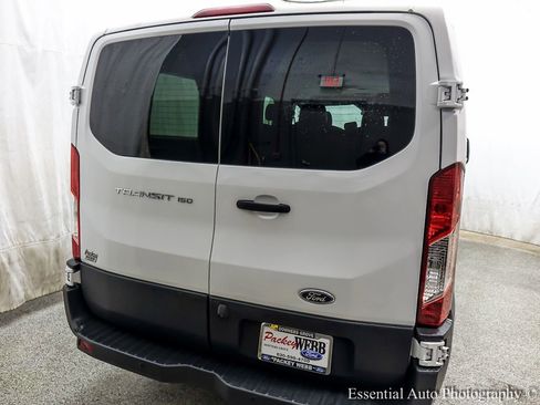 Used 2017 Ford Transit 150 XL image 6
