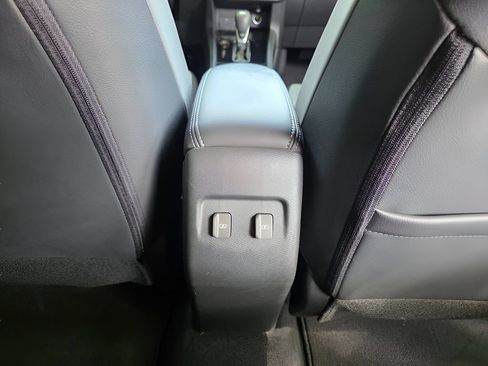 Used 2023 Nissan Kicks SR w/ SR Premium Package FWD image 8