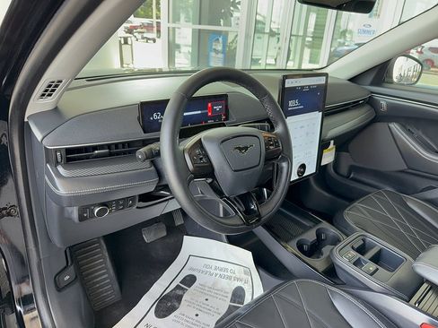 Used 2025 Ford Mustang Mach-E Select RWD image 11