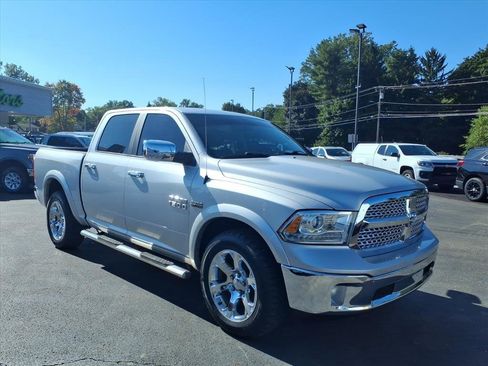 Used 2018 RAM 1500 Laramie image 7