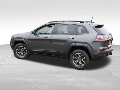 Used 2022 Jeep Cherokee Trailhawk w/ Sound & Nav Group AWD/4WD image 8