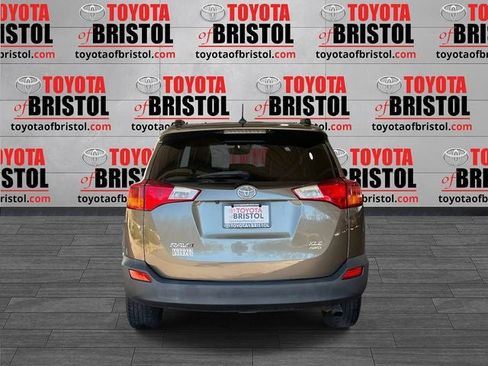 Used 2014 Toyota RAV4 XLE image 4
